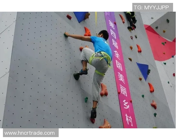 南京攀岩队荣登全国攀岩配合排行榜首位展现实力与团队精神