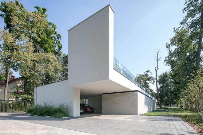 zoty中欧体育全站LONG HOUSE：狭长地块上确当代美学之居(图7)